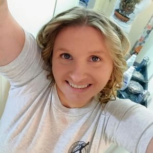 Meet your Posher, Leann